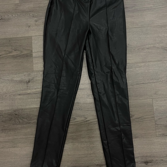 Anne Klein Women’s Faux Leather Leggings Stretch Elastic Waist Size Small - Picture 4 of 6